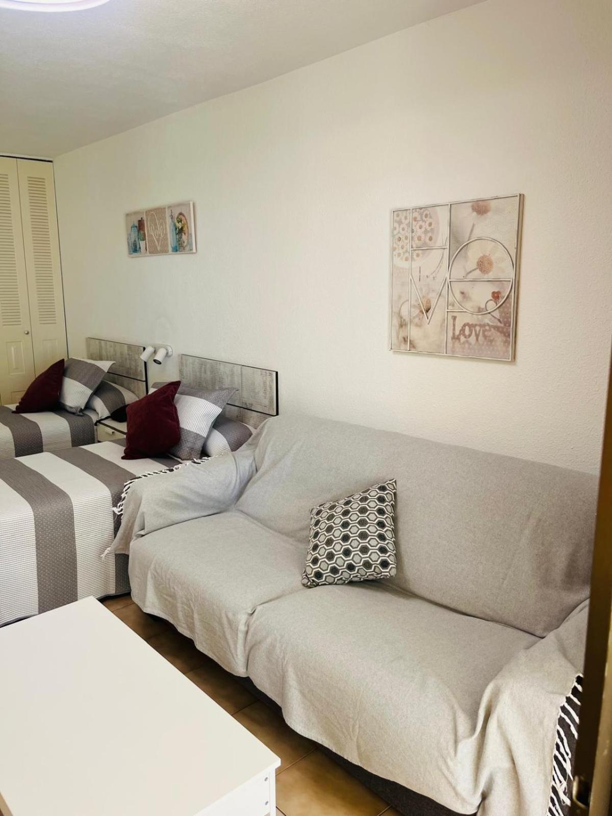 Castle Margherita'S Apartments 로스크리스티아노스 외부 사진